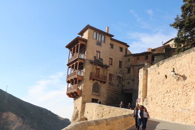 Las Casas Colgadas de Cuenca: El emblema de la ciudad